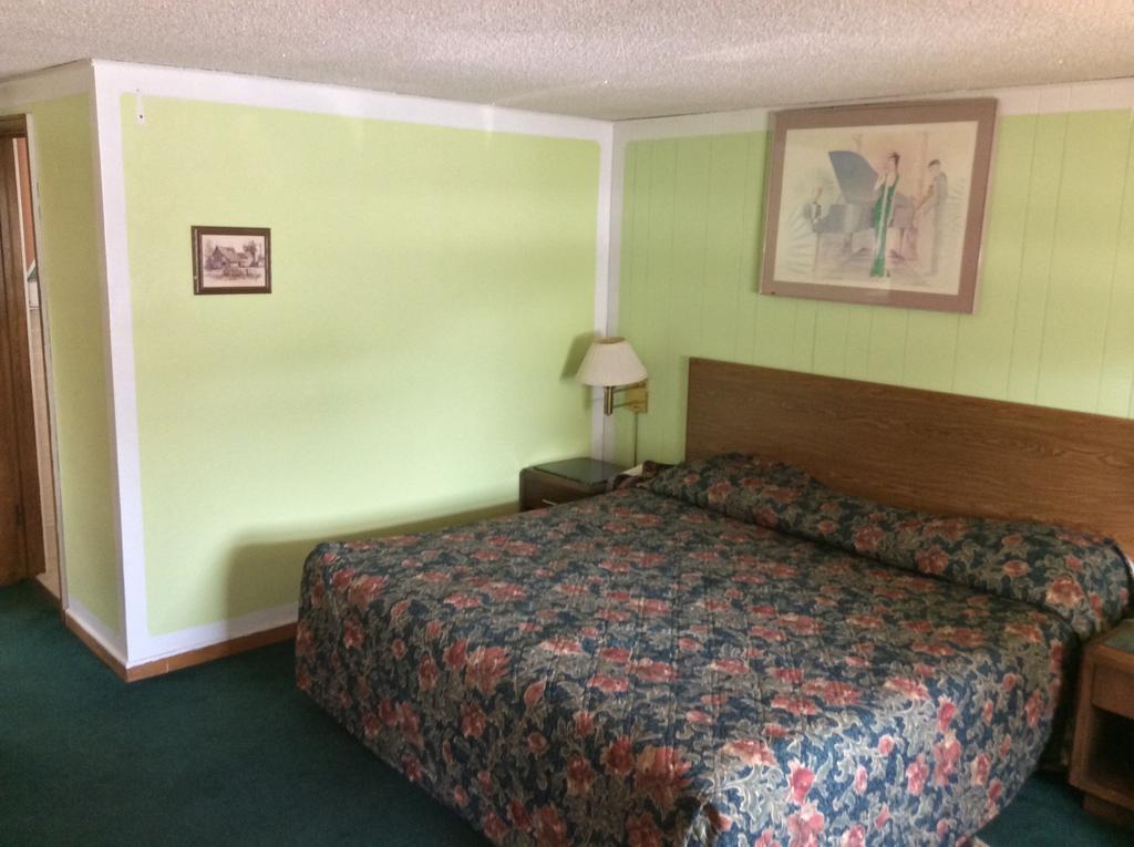 Sheldon Motel Room photo